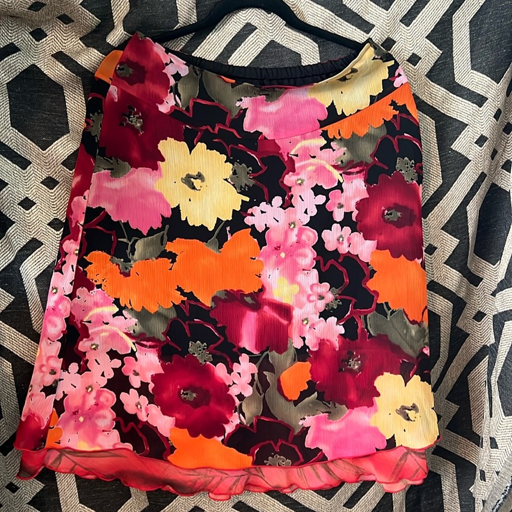 Beautiful summer skirt.